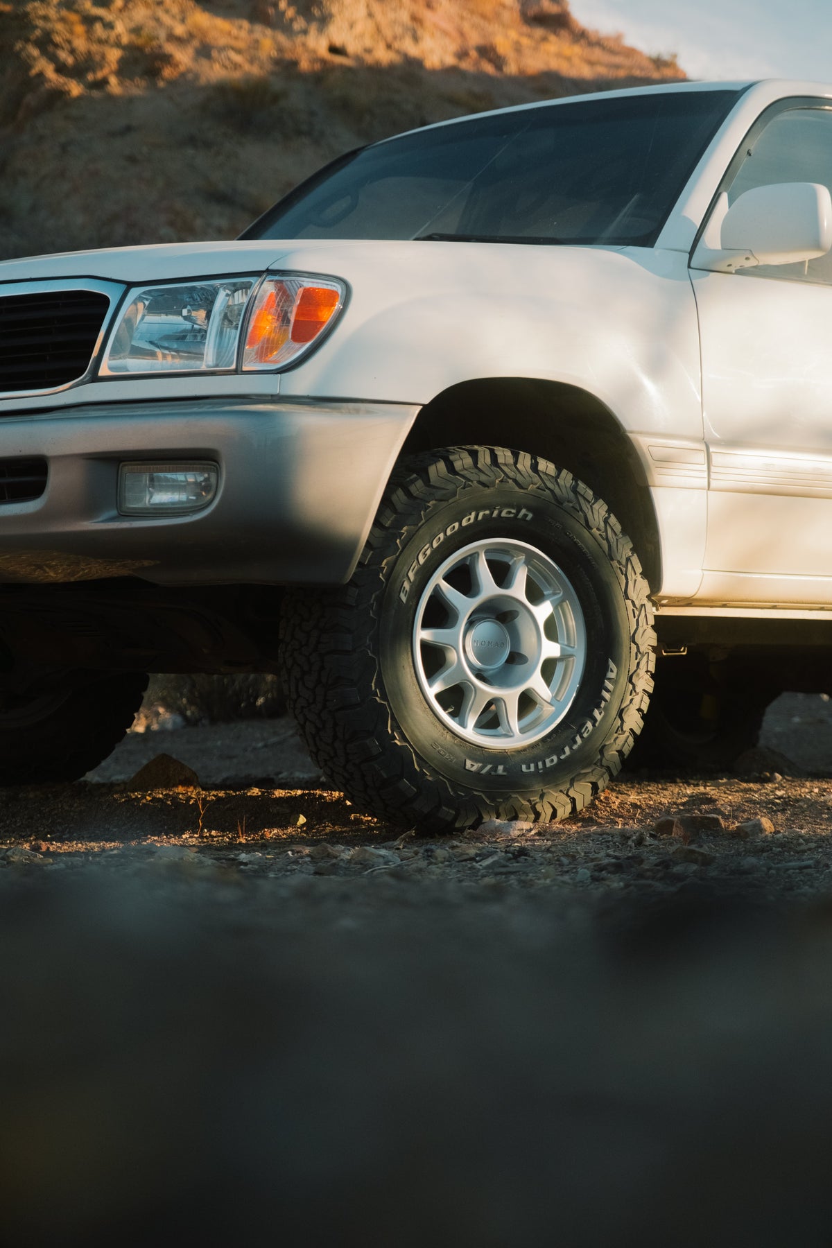 Nomad N505OE Touring 17x8.5in / 6X135 BP / 0mm Offset / 87.1mm Bore