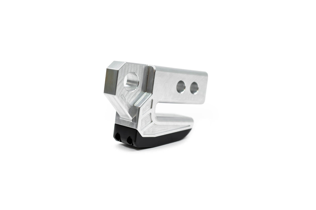 DV8 Offroad - DV8 Xtract 2" Hitch Skid Plate - UNHS-01RW