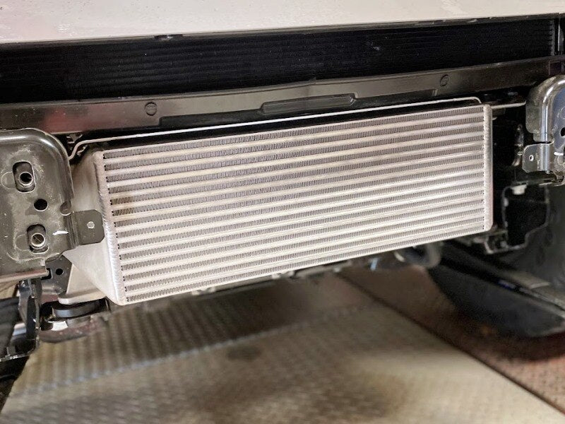 Whipple '21-24 Ford Bronco 2.3 L/2.7 L Mega Cooler (50-State Legal)