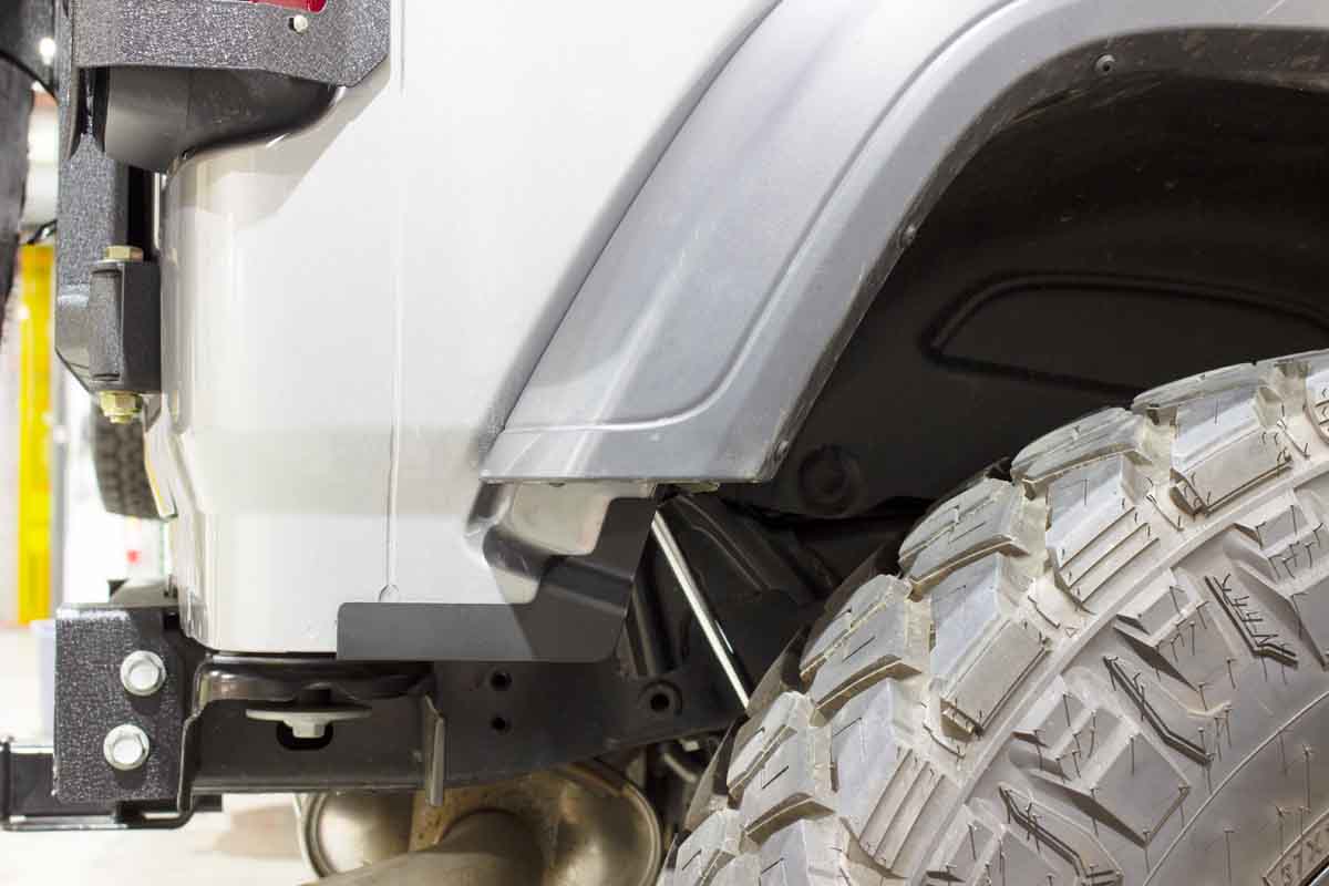 Fishbone Offroad 2018+ Jeep Wrangler JL 2/4 Door - Black Quarter Panel Chip Guards - FB13138