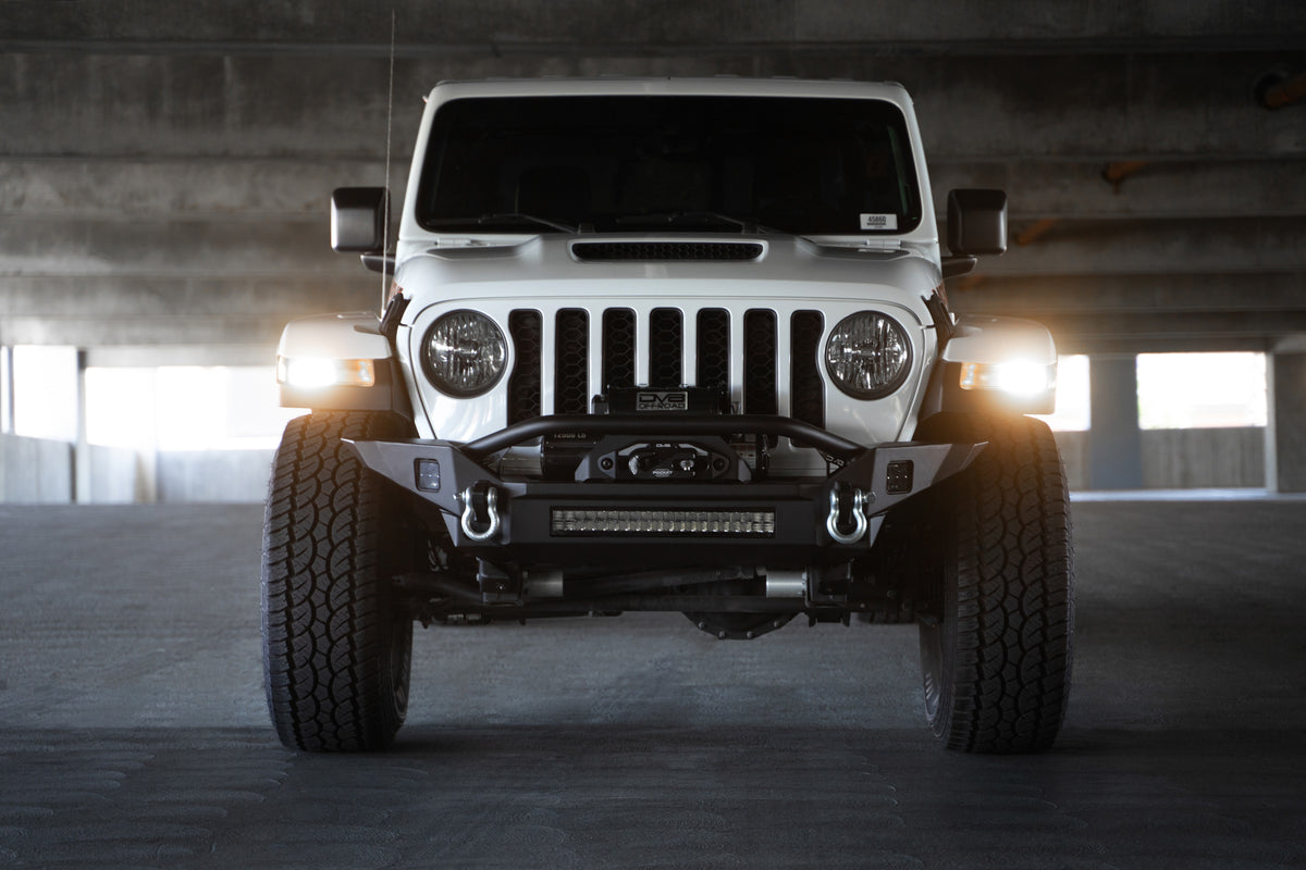 DV8 Offroad - Jeep Wrangler JL & Gladiator JT FS-7 Mid-Width Winch Front Bumper - FBJL-07
