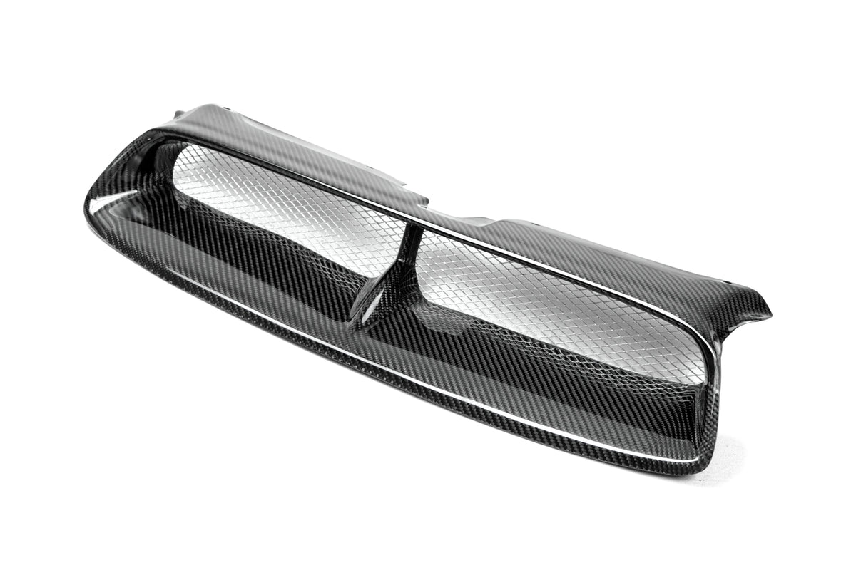 Seibon 04-05 Subaru WRX CW Carbon Fiber Front Grill - FG0405SBIMP-CW