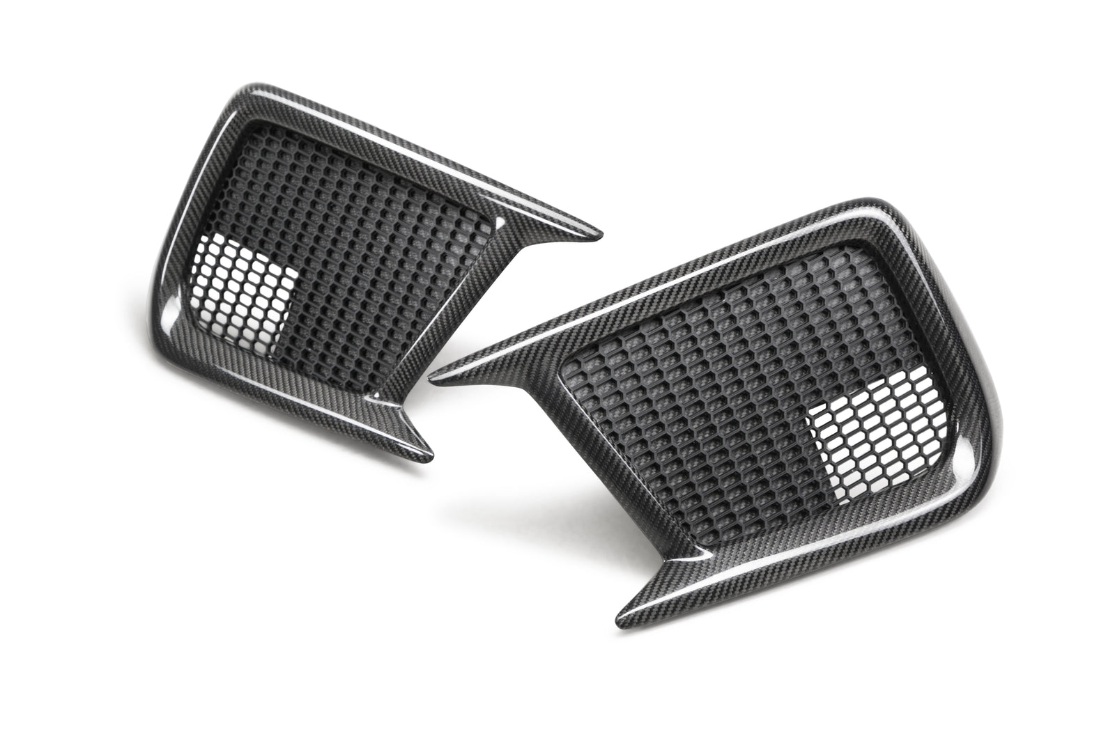 Seibon 18-19 Subaru Impreza WRX/STi Carbon Fiber Fog Light Surrounds (pair) - FLS18SBIMP