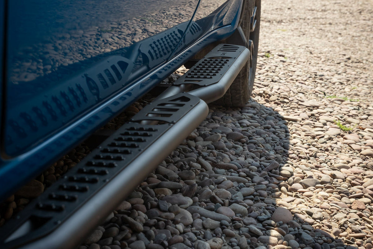 DV8 Offroad - 2019-2026 GMC Sierra 1500 & Chevrolet Silverado 1500 Crew Cab OE Plus Side Steps - SRCS1-01