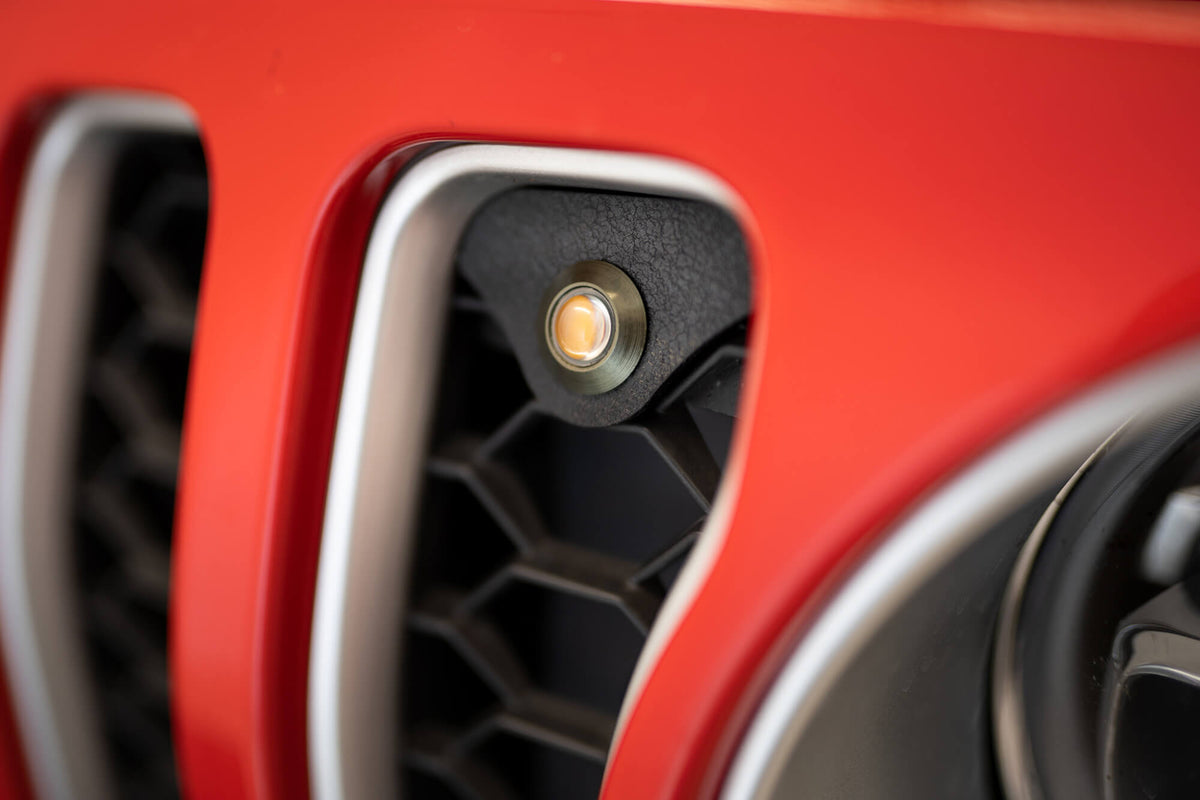 DV8 Offroad - Grjl-02 18-22 Jeep Wrangler JL Front Grill Amber Accent Lights - GRJL-02