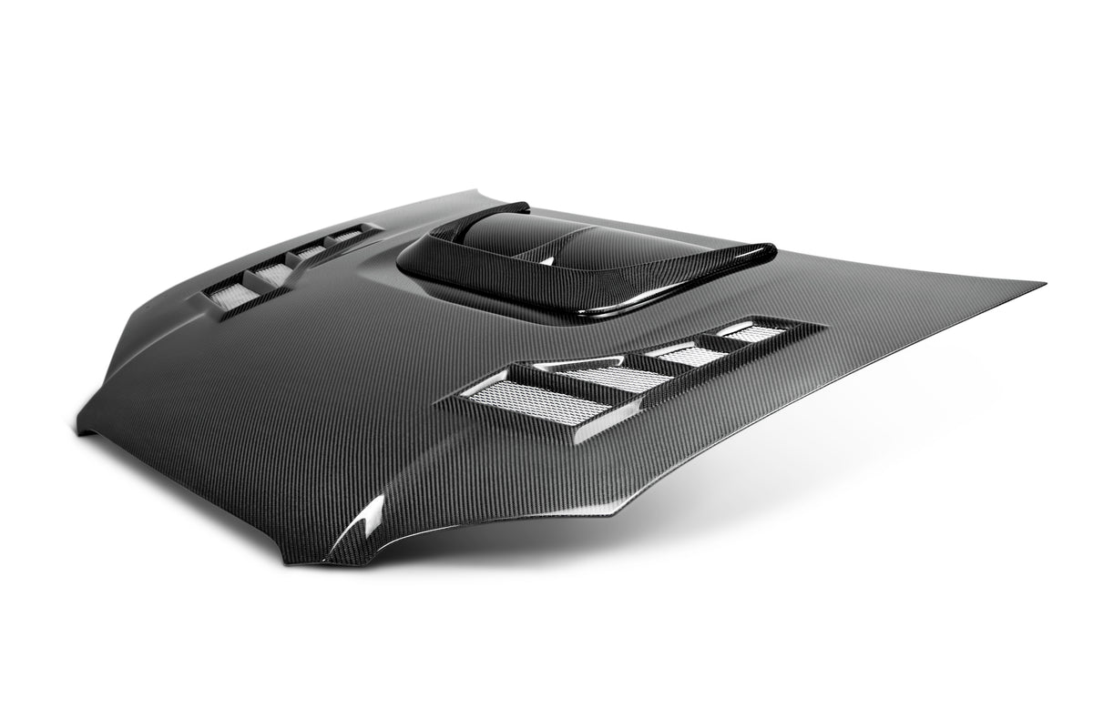 Seibon 04-05 Subaru WRX/STi CW Carbon Fiber Hood - HD0405SBIMP-CW