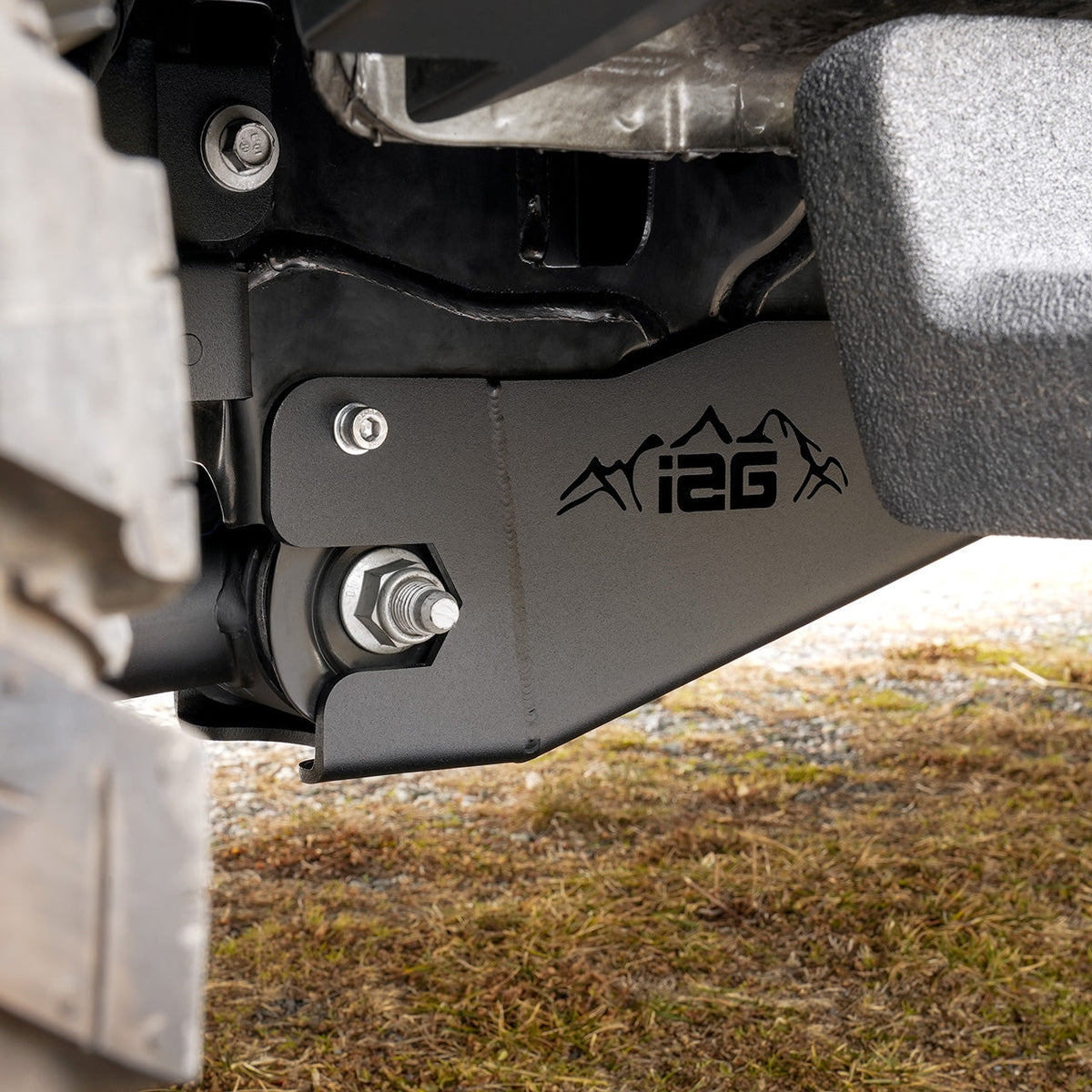 IAG-BDY-F2336