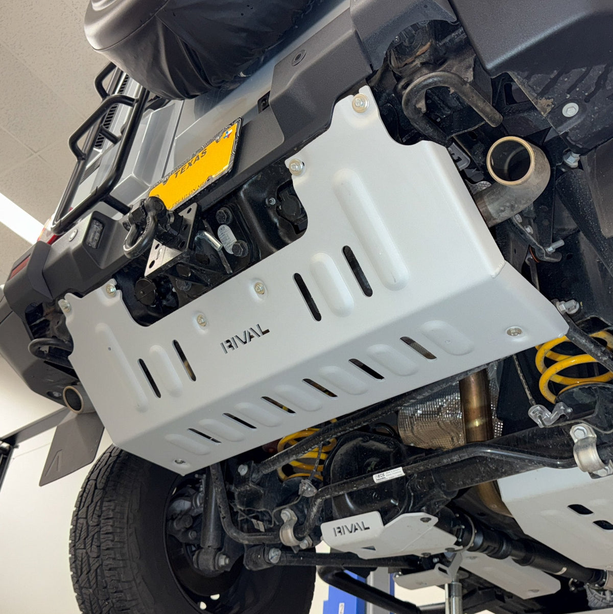 Rival Ineos Grenadier  Aluminum Exhaust Skid Plate Ineos Grenadier - 2333.4507.1.6