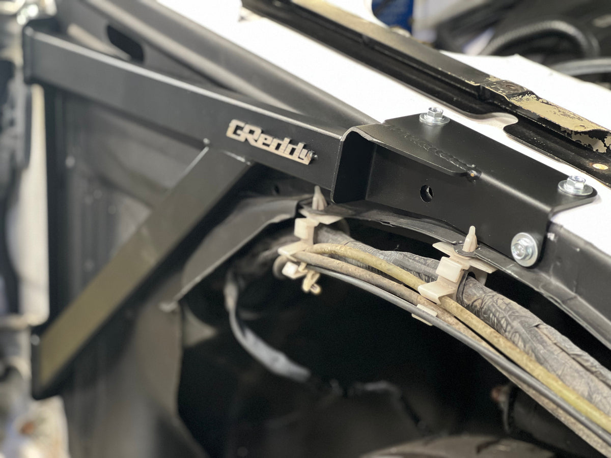 GReddy - Skyline GT-R (BCNR33) Front Fender Brace - 14028103