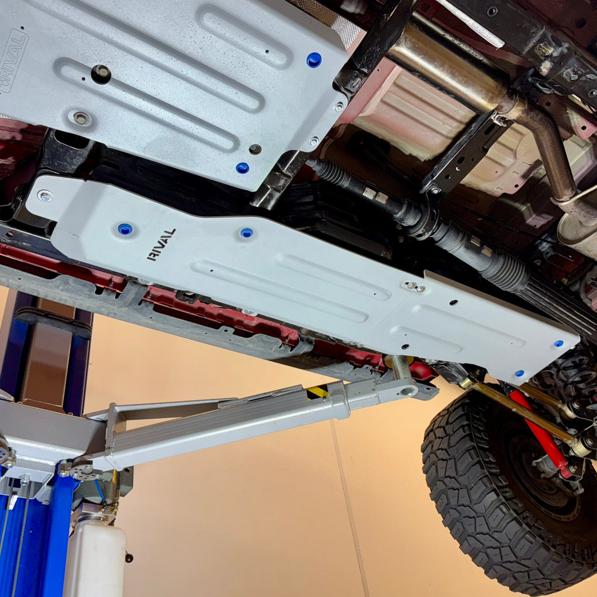 Rival 20-26 Jeep Gladiator Aluminum Gas Tank Skid Plate - 2333.2755.1.6