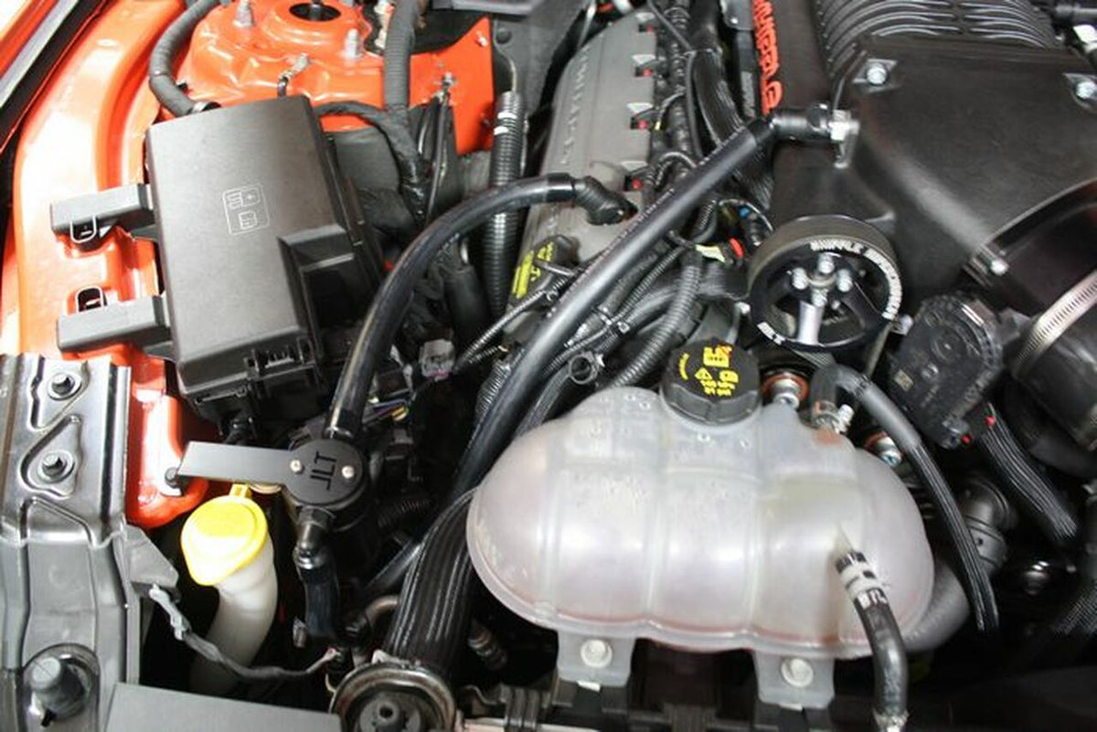 JLT 15-19 Ford Mustang GT/15-19 Ford Mustang GT350 Passenger Side Oil Separator 3.0 Whipple/Loki/Odin - Black
