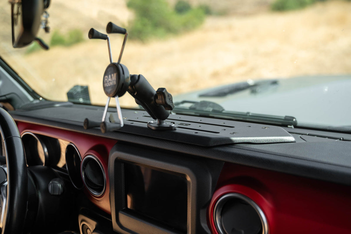 DV8 Offroad - 2018-2023 Jeep Wrangler JL & 2020-2023 Gladiator JT | Device Dash Mount V2 - DMJL-02