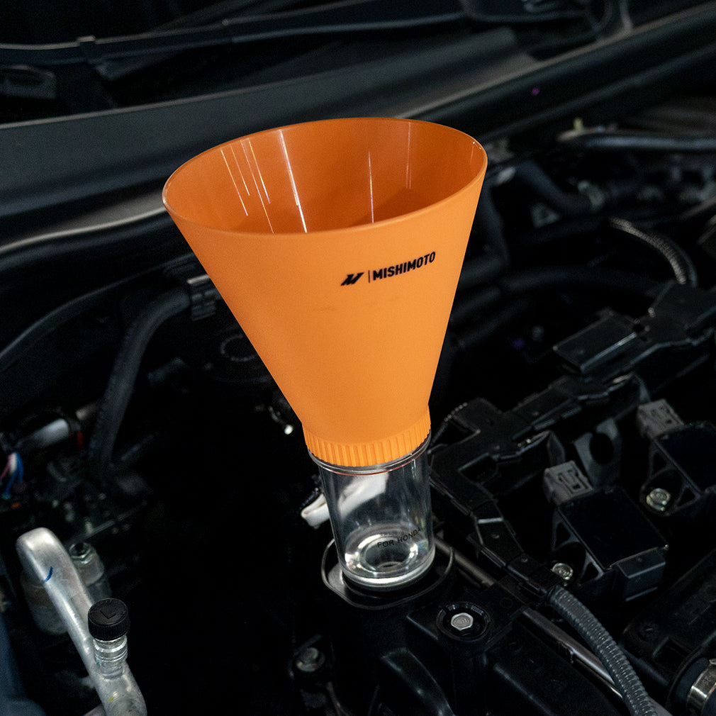 Mishimoto Screw On Oil Funnel Honda Kit - MMTL-SOOF-HON for 1990-2002 Honda Accord - installed view