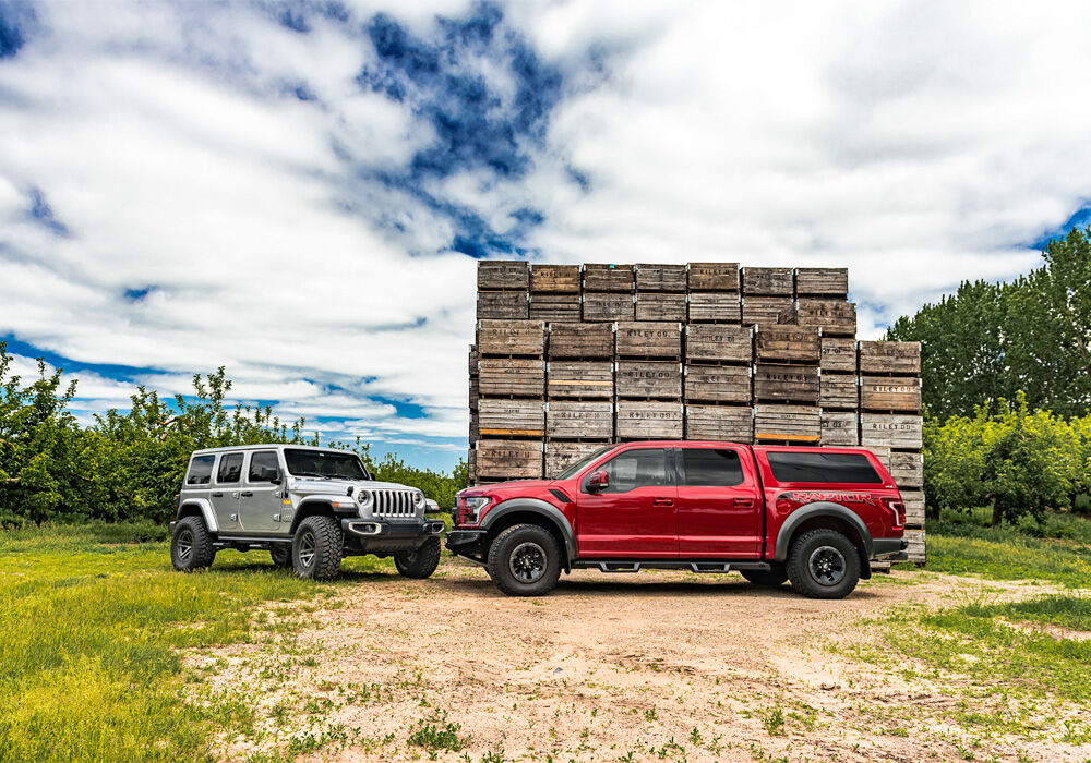 N-Fab EPYX 09-15.5 Dodge RAM 1500/10-18 Dodge RAM 2500/3500 Crew Cab - Cab Length - Tex. Black - EXD09CC-TX