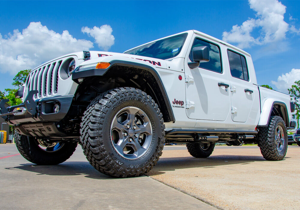 N-Fab RKR Step System 2019 Jeep Wrangler JT 4 Door Truck Full Length - Tex. Black - 1.75in - J194TRKRS4