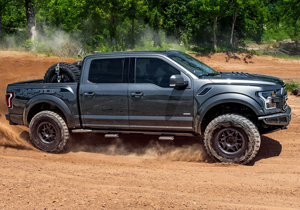 N-Fab 2022 Nissan Frontier CC (All Beds) SRW RKR Rails - Cab Length - 1.75in - Tex. Black - N224RKRCC