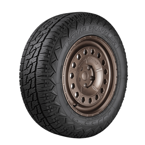 Nitto NOMAD GRAPPLER 235/55R17 All Season