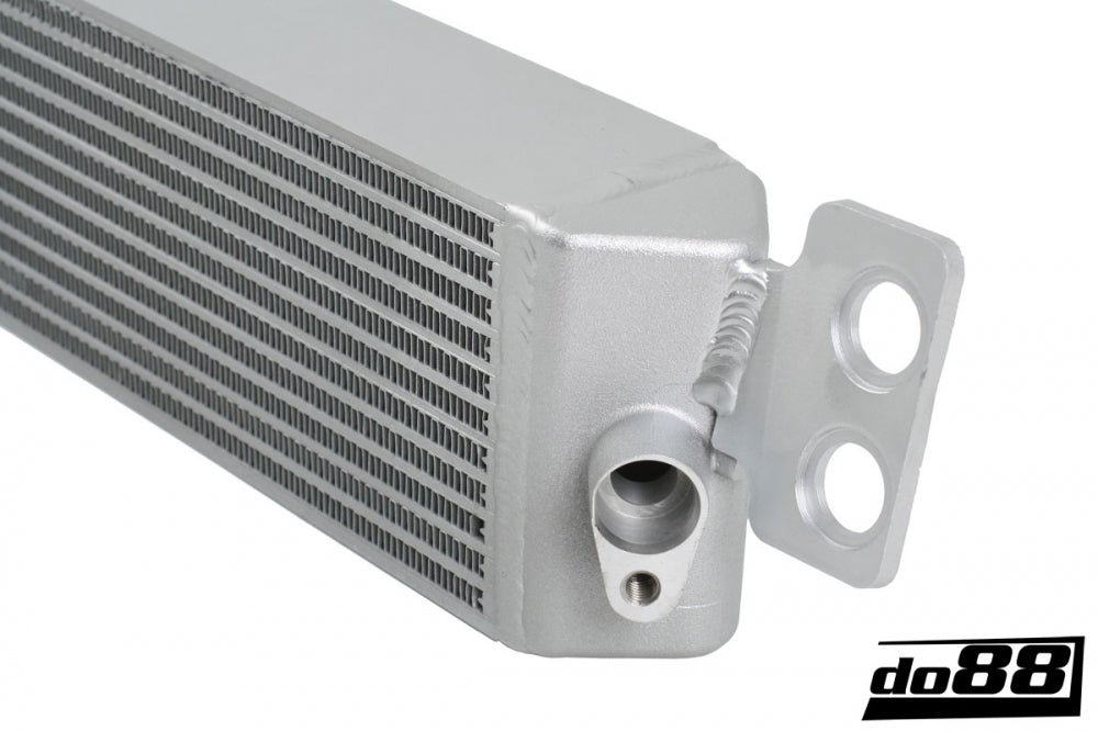 do88 - BMW M3 E90 E92 Engine oil cooler Racing - OC-100