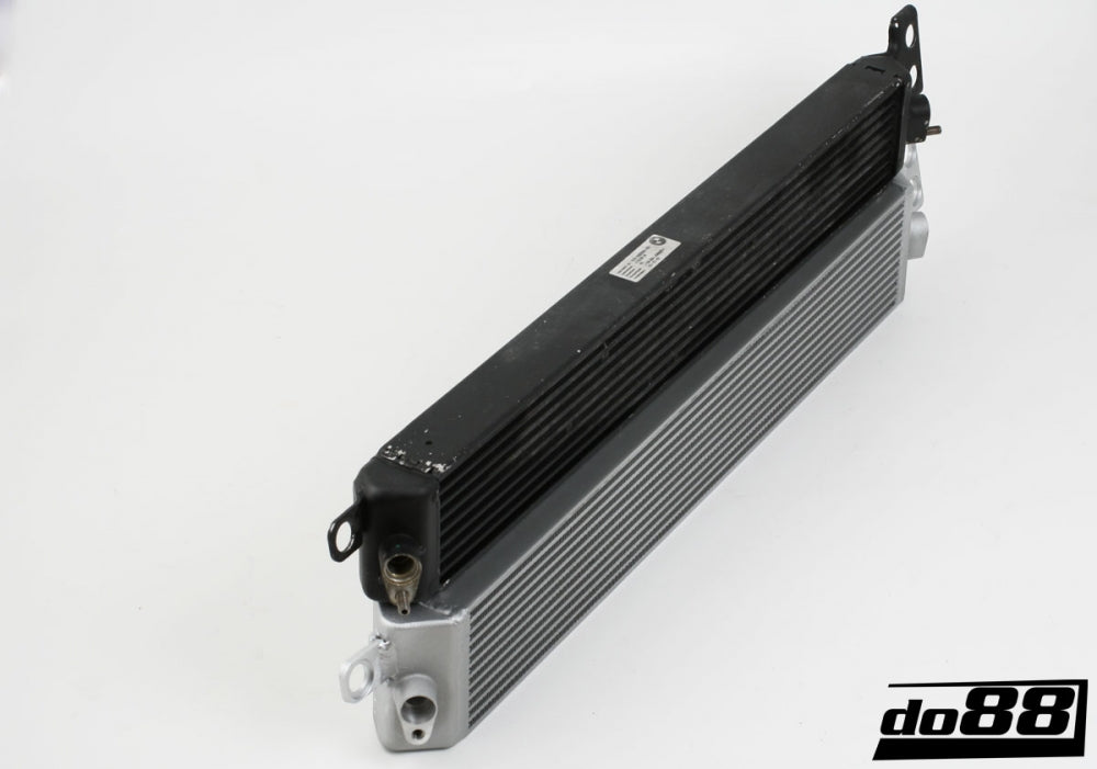 do88 - BMW M3 E90 E92 Engine oil cooler Racing - OC-100