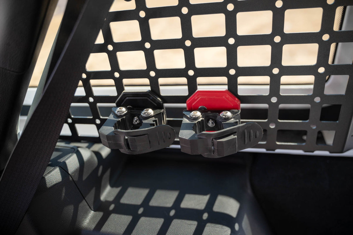 DV8 Offroad - Quick Release Molle Panel Tool Mounts | Pair - UNMM-01GR
