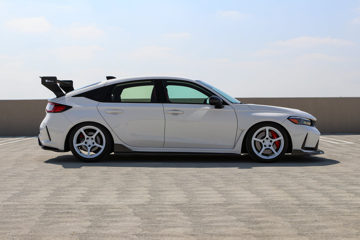 Remark 2023+ Honda Civic Type R (FL5) Carbon Fiber GT Wing - Gloss Finish - RMK-05-GW01H-02