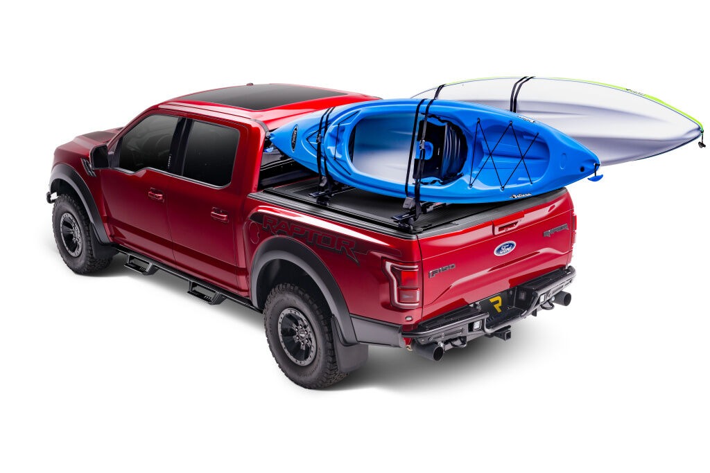 Retrax 04-18 Titan Crew Cab 4-doors(w/ or w/o Utilitrack) RetraxONE XR - T-60741