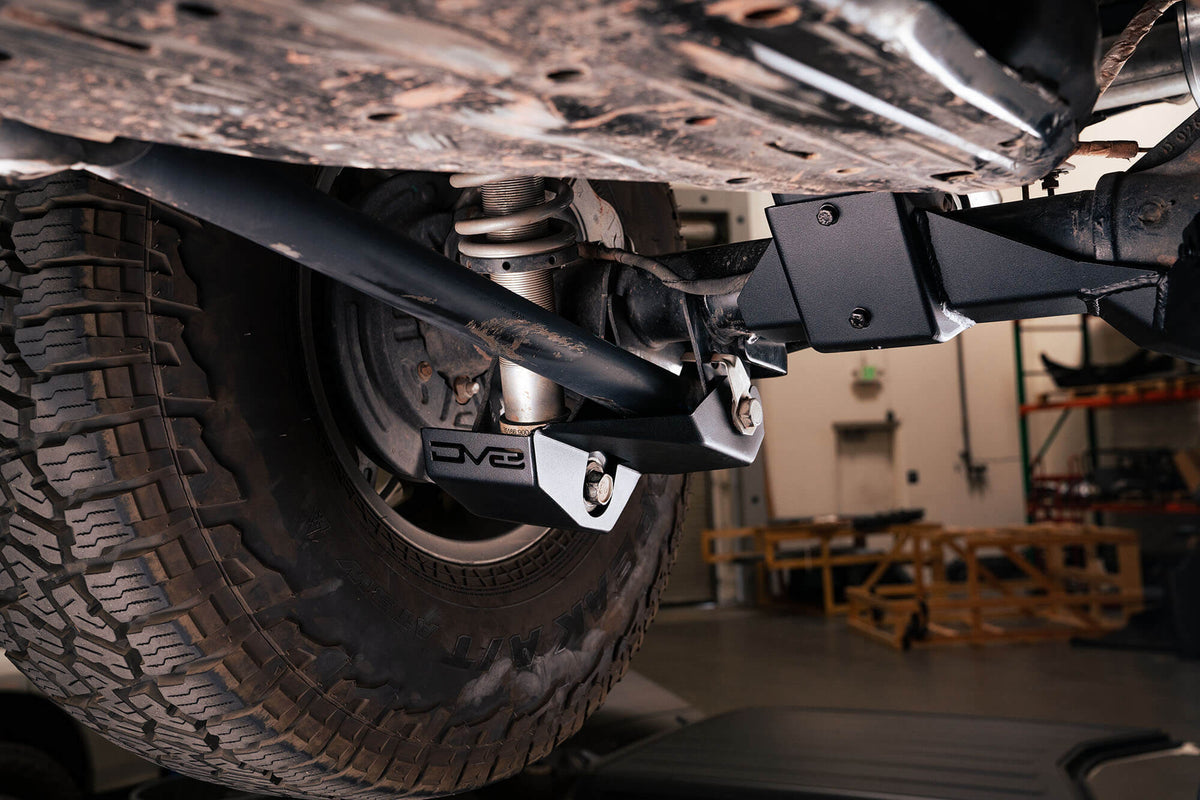DV8 Offroad - Skid Plate - SPBR-04