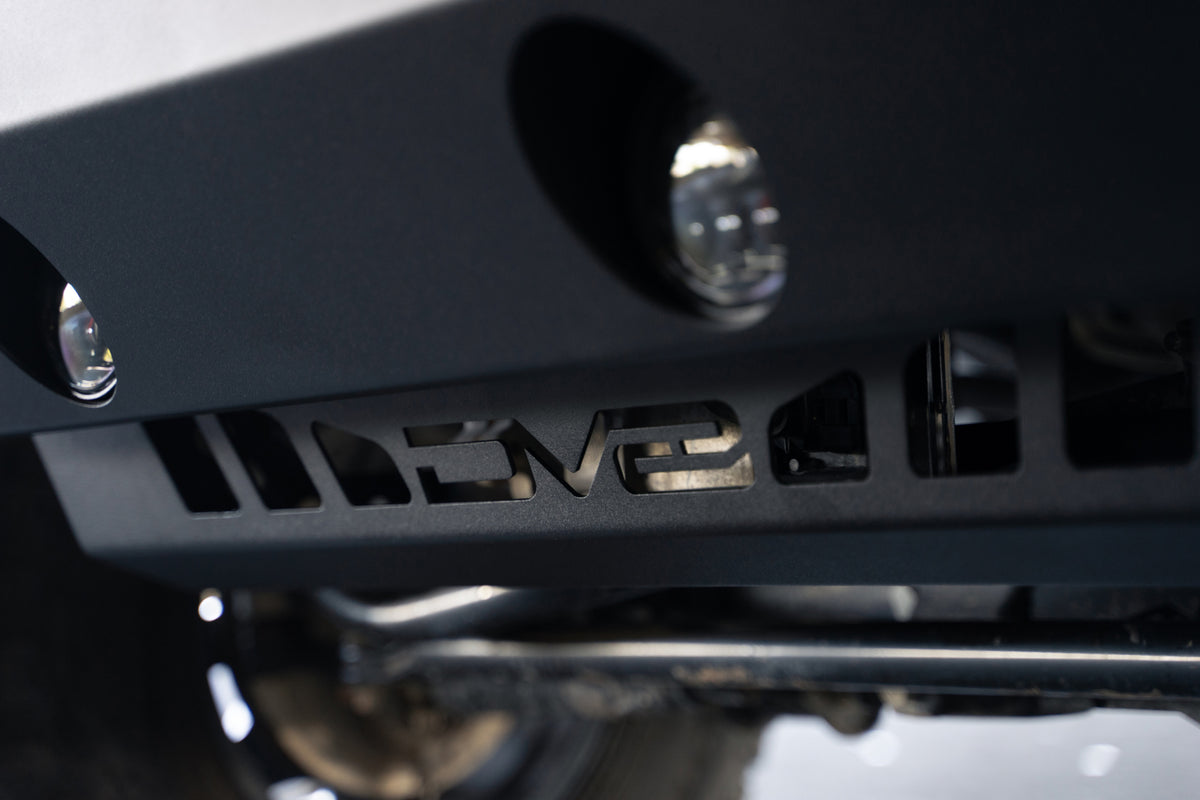DV8 Offroad - JL/JT Front Bumper Sway-Bar Disconnect Motor Skid Plate - SPJL-02