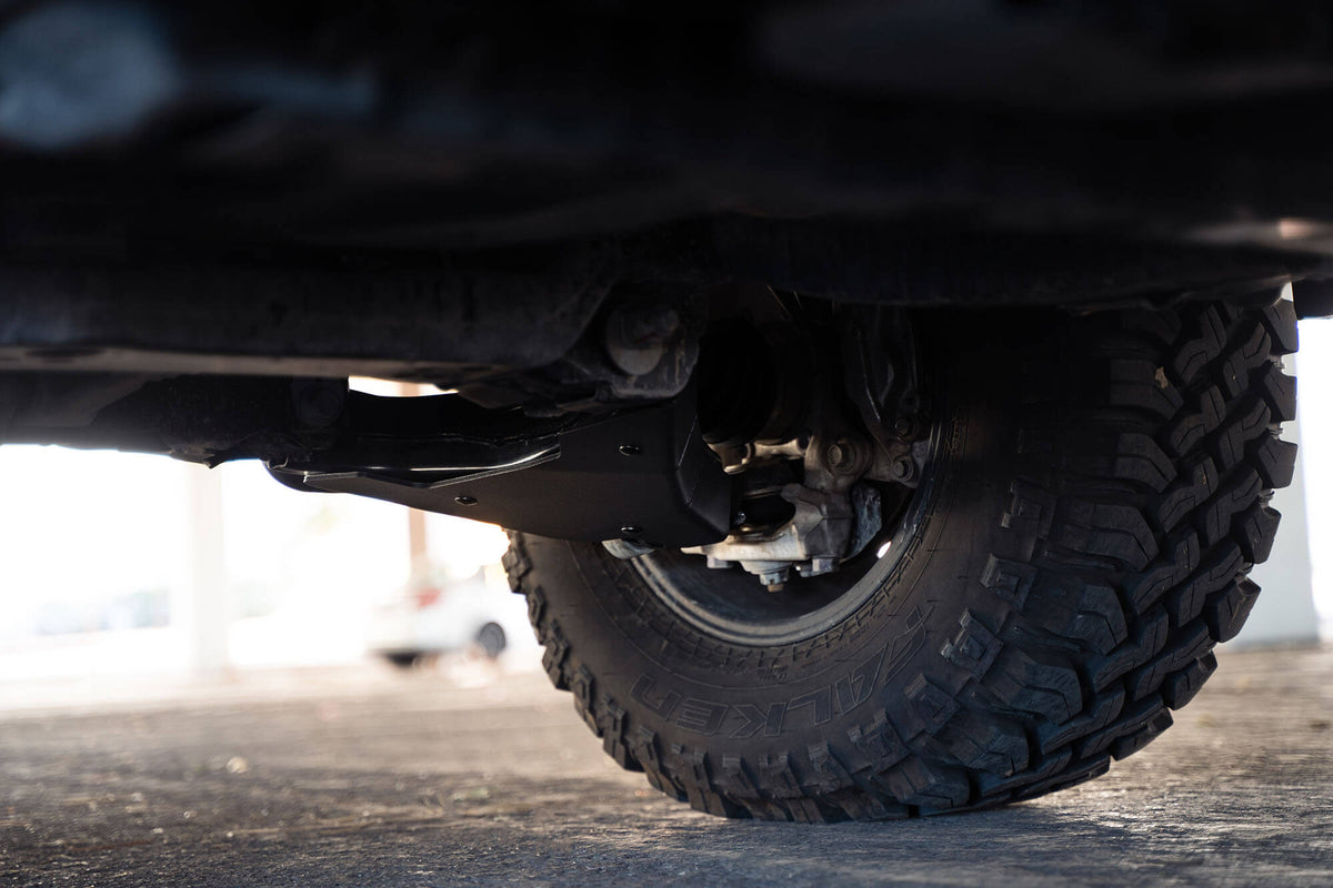 DV8 Offroad - Skid Plate - SPT2-01