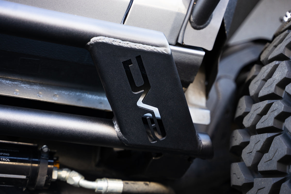 DV8 Offroad - Rock Sliders - SRBR-04