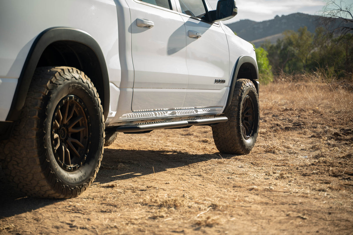 DV8 Offroad - 2019-2024 RAM 1500 Crew Cab OE Plus Side Steps - SRDR1-01