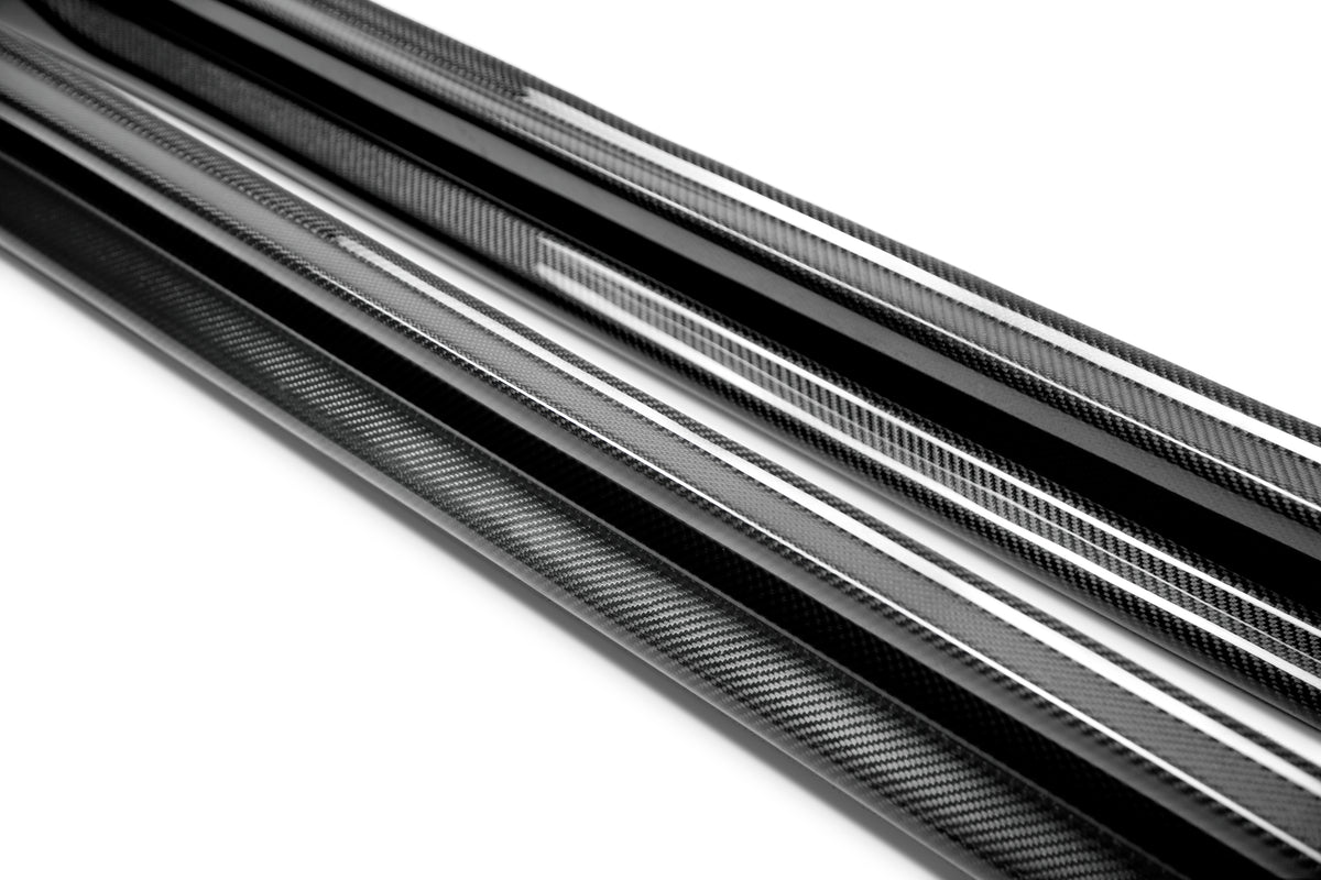 Seibon 04-05 Subaru WRX CW Carbon Fiber Side Skirts - SS0405SBIMP-CW