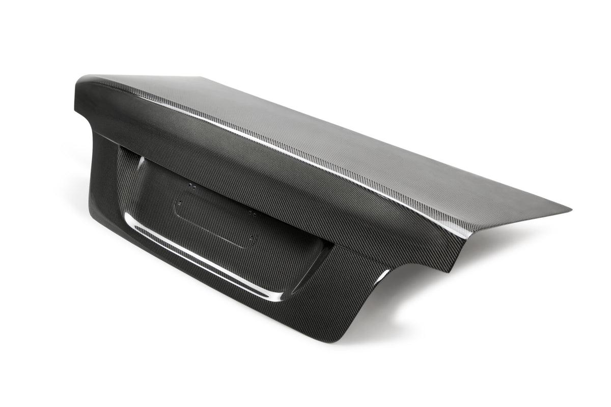 Seibon 97-03 BMW 5 Series (E39) CSL-Style Carbon Fiber Trunk/Hatch - TL9703BMWE39-C