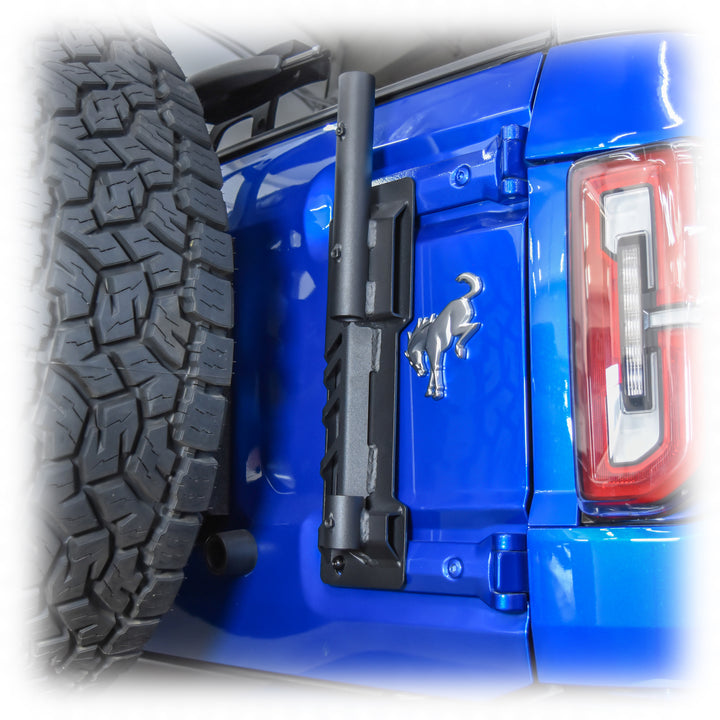 Turn Offroad 2021+ Ford Bronco HD Tailgate Flag Mount - EAF2-M1 for 2021-2026 Ford Bronco - installed view