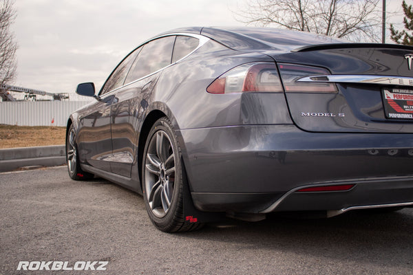 2012+ Tesla Model S with Rokblokz Rally Mud Flaps in Black W/Red Logo