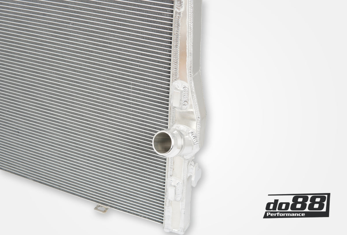 do88 - BMW M3 E90 E92 Radiator Aluminum - WC-190