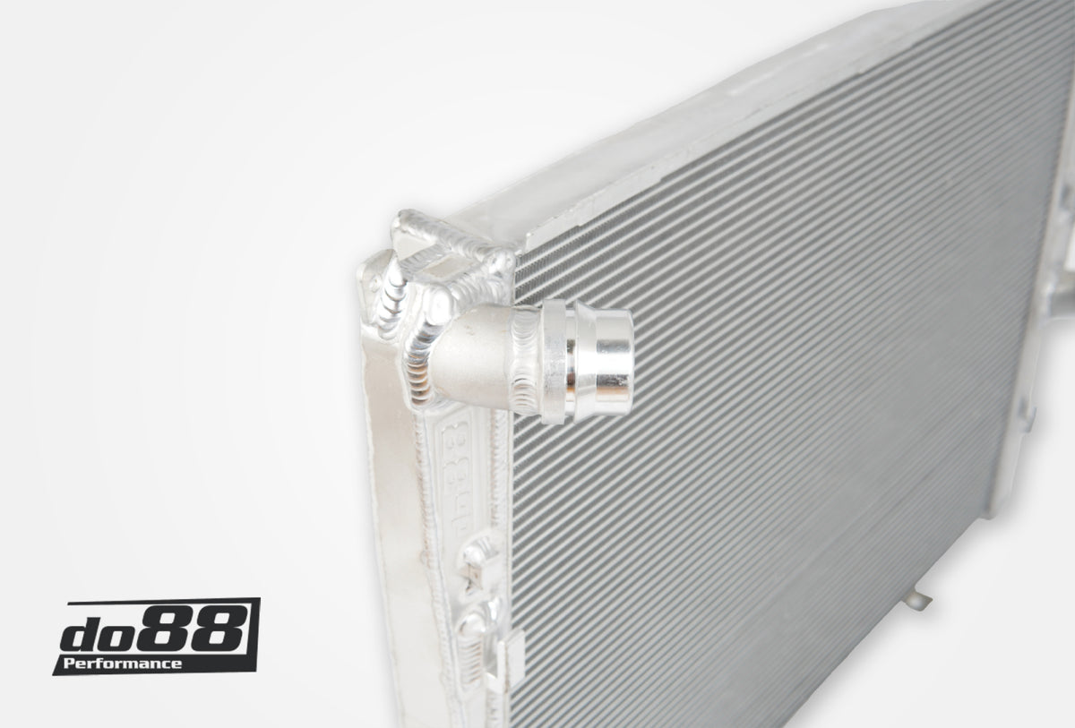 do88 - BMW M3 E90 E92 Radiator Aluminum - WC-190