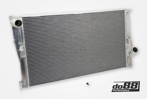 do88 - BMW 135i 335i 35i N54 N55 Manual 2007-2013 (E9X E82 E89) Radiator - WC-390