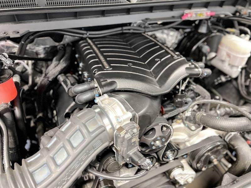 Whipple '2014-2018 GM Truck, 2014-2020 SUV Direct Injected 6.2 L (3.0 L) SC Kit