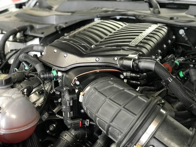 Whipple 3.0 L Supercharger Stage 2 SC Kit '15-17 Ford Mustang GT 5.0 L