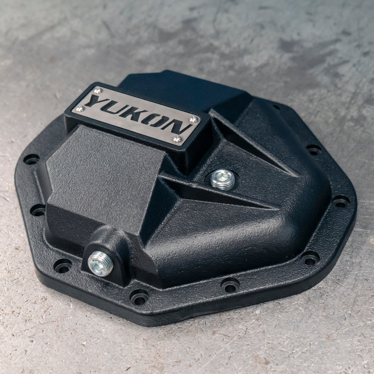 Yukon Gear Hardcore Nodular Iron Cover for Chrysler 9.25in Rear Differential - YHCC-C9.25