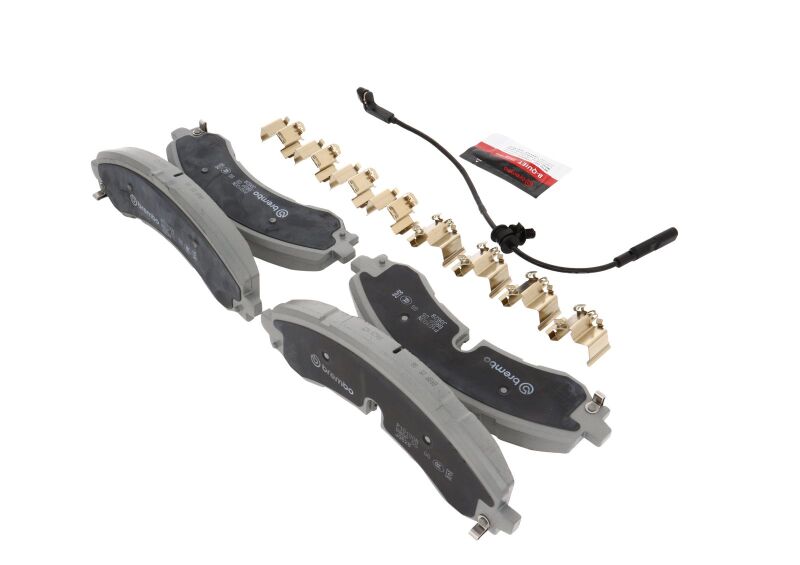 Brembo OE 20-21 Chevy Silverado 2500 HD/3500 HD/GMC Sierra 2500 HD Ceramic Brake Pad - Front - P10100N