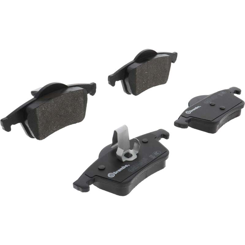 Brembo 00-06 Volvo S60/ Volvo V70/ Volvo XC70/ Volvo S80 Rear Low-Met Brake Pad - P86014