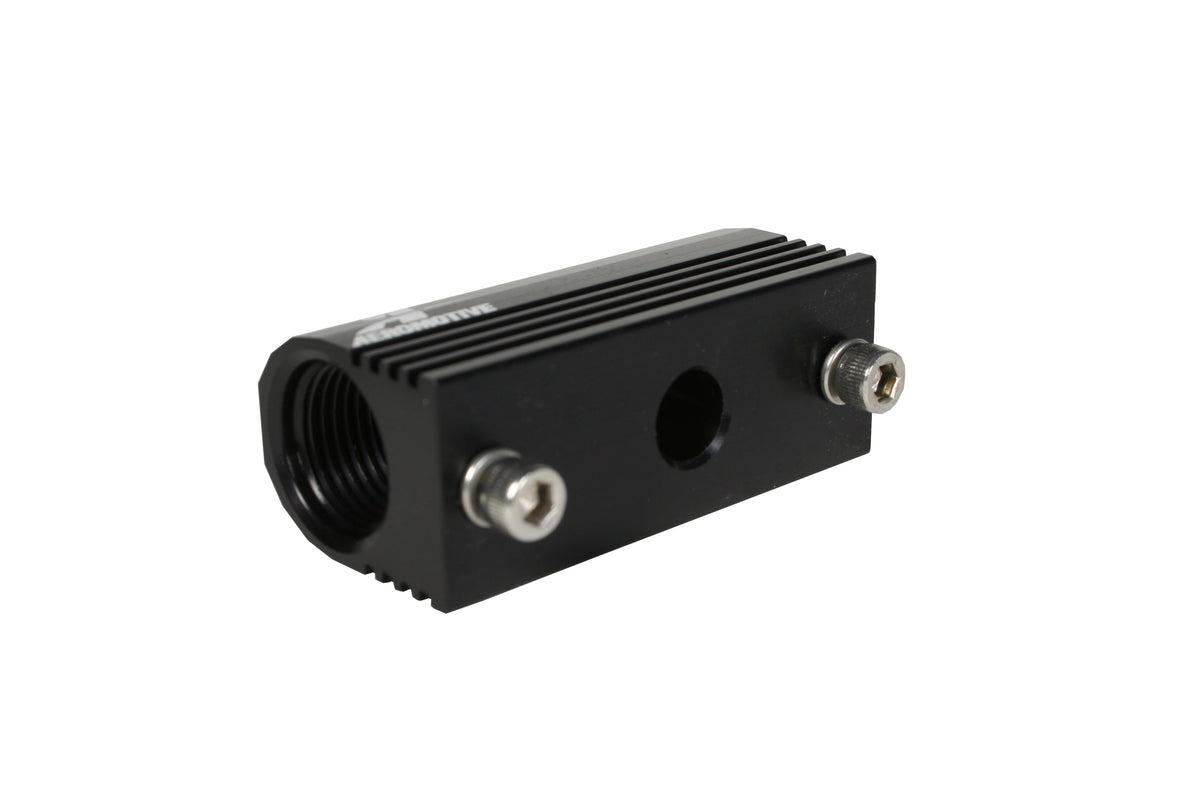 Aeromotive 96-04 Ford 4.6 L Fuel Rail Pressure Sensor Adapter Log (-08 AN inlet / outlet) - 15112