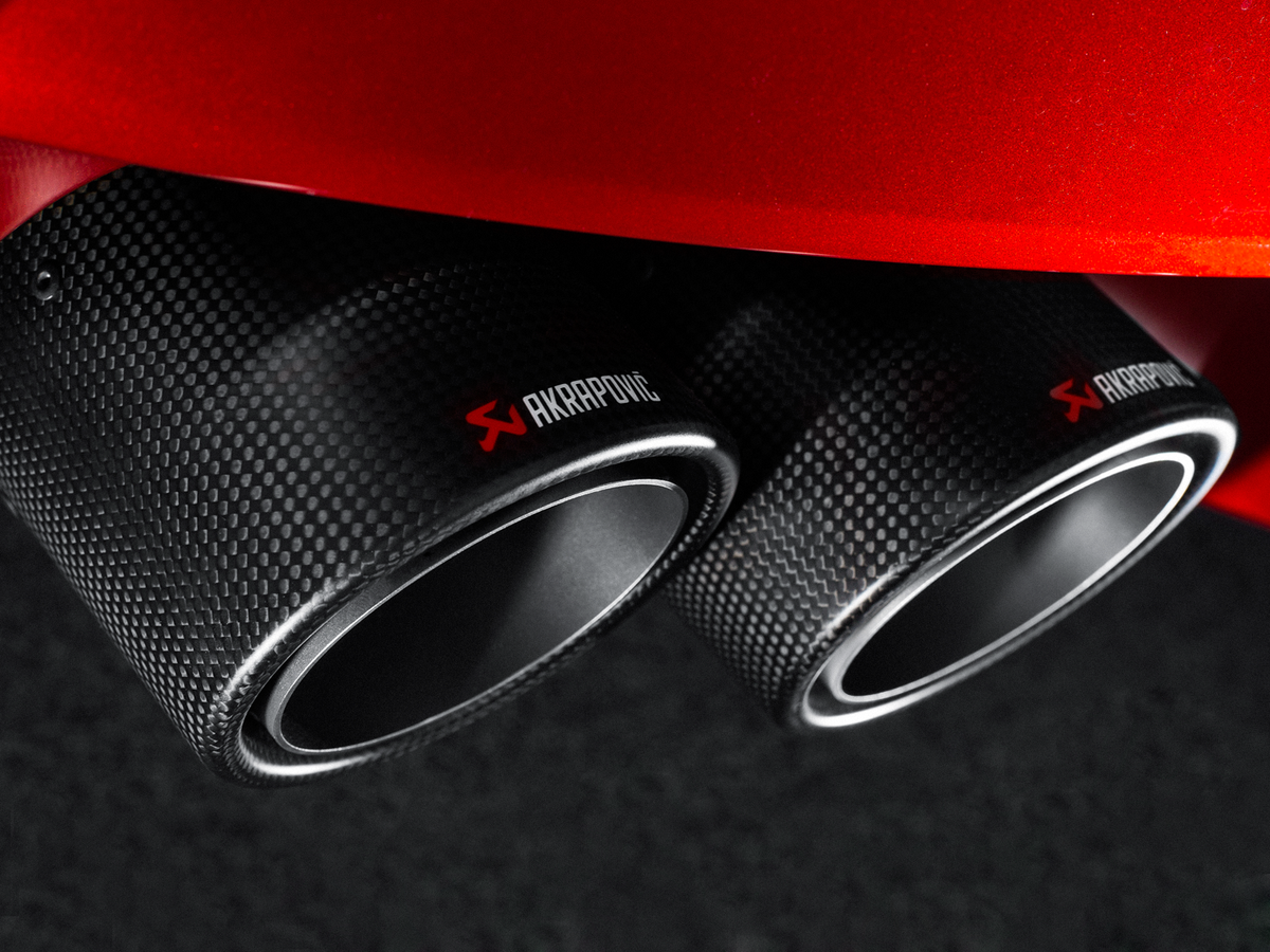 Akrapovic Replacement Carbon Fiber Tail Pipe - Single (for ME-BM/T/6H) - TP-CT/10/1