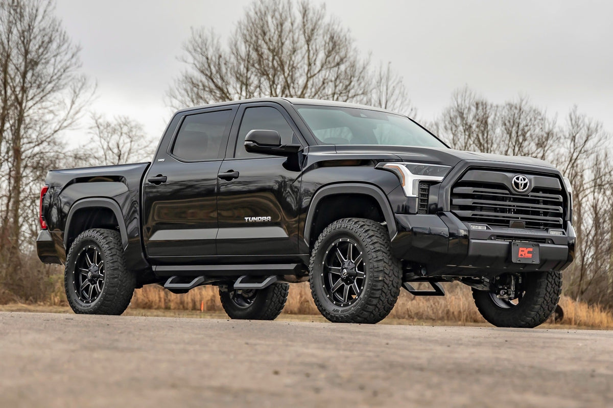 Rough Country - 3.5 Inch Lift Kit - OE Air Ride - Toyota Tundra 4WD (2022-2025) - 71300 for 2022-2024 Toyota Tundra - close-u