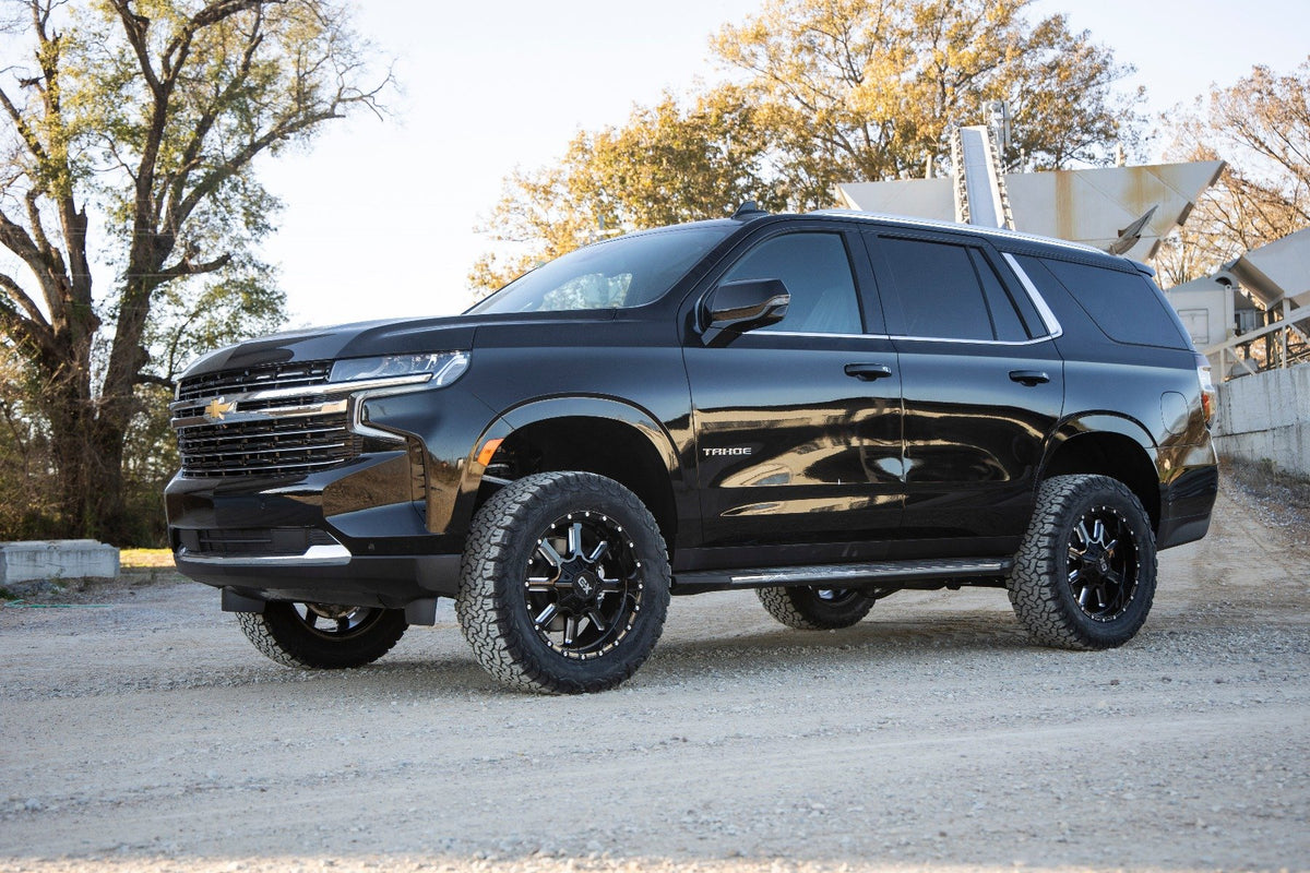 Rough Country - 3.5 Inch Lift Kit - M1 Struts - Chevy/GMC Tahoe/Yukon XL 1500 4WD (2021-2025) - 11440 for 2021-2023 Chevrolet
