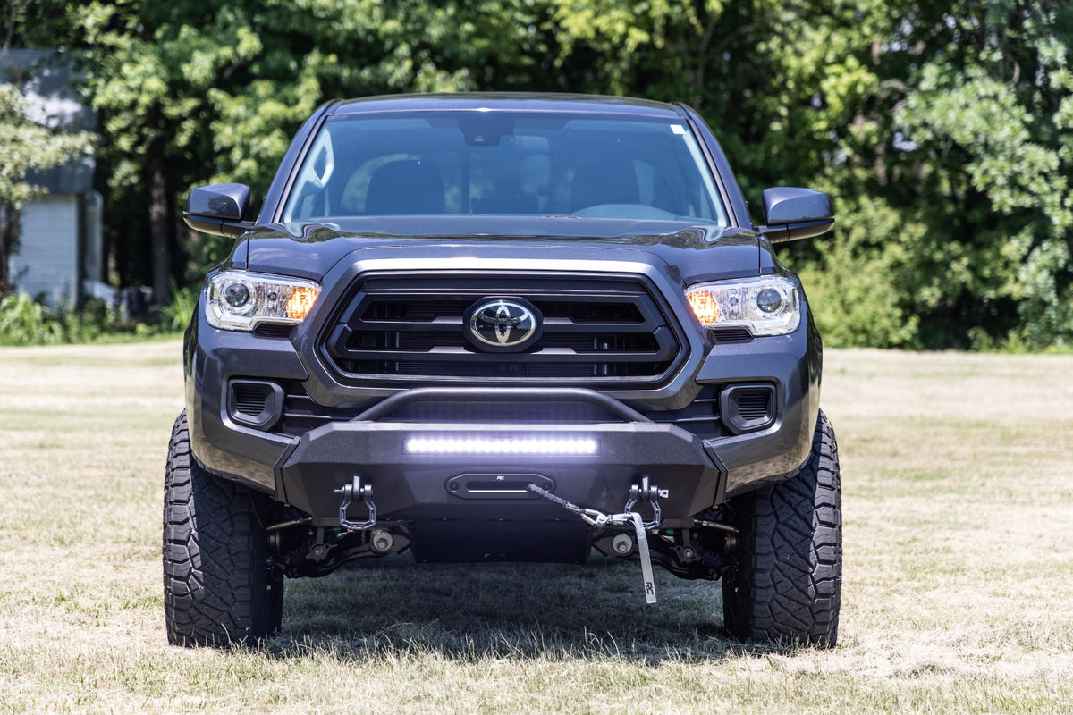 Rough Country - Front Bumper - Hybrid - 9500-Lb Pro Series Winch - Synthetic Rope - Toyota Tacoma (16-23) - 10714 for 2016-20