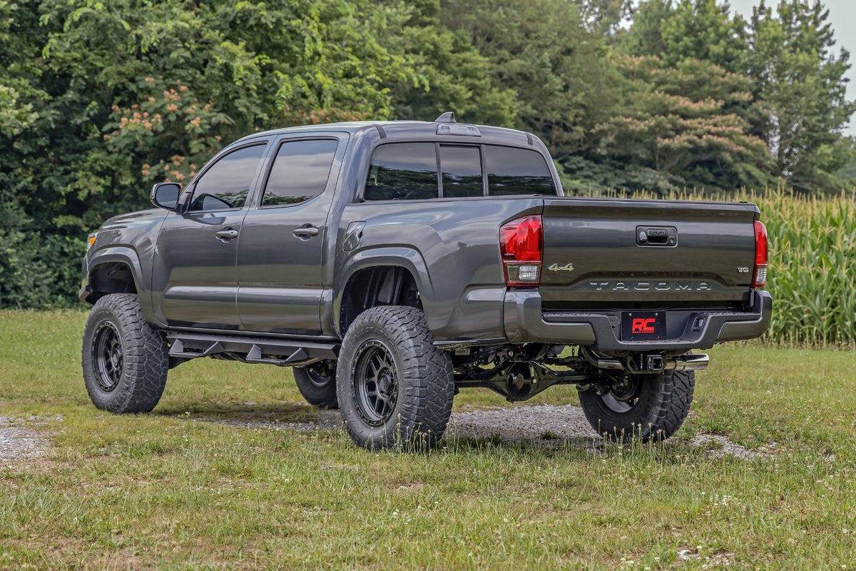 Rough Country - 3.5 Inch Lift Kit - Red UCA - Vertex/V2 - Toyota Tacoma 2WD/4WD (2005-2023) - 74258RED for 2005-2023 Toyota T