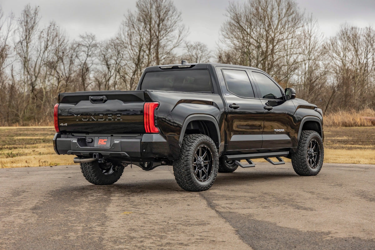 Rough Country - 3.5 Inch Lift Kit - OE Air Ride - Toyota Tundra 4WD (2022-2025) - 71300 for 2022-2024 Toyota Tundra - alterna